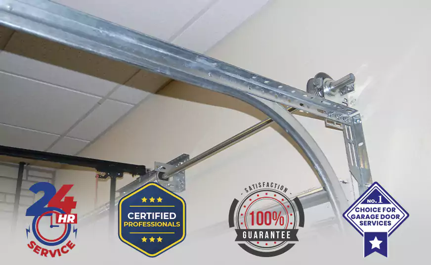 How Much Does a Garage Door Rail Replacement Cost in Warren, OH?